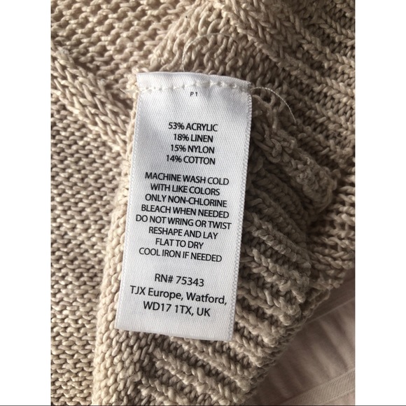 Neutral Knit Cardigan with Detailed Knit Pattern - Picture 15 of 15